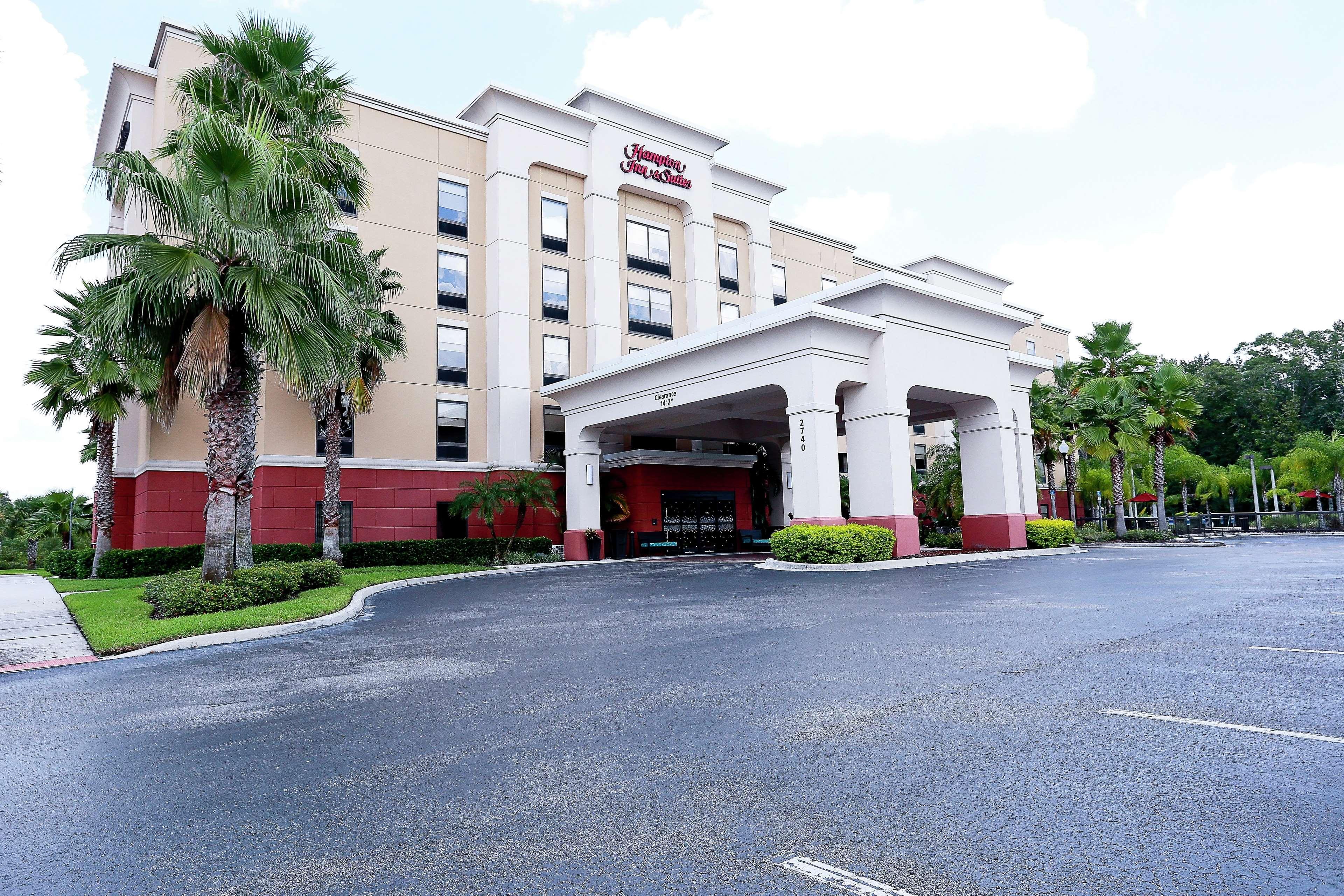 Hampton Inn & Suites Tampa-Wesley Chapel Exterior photo