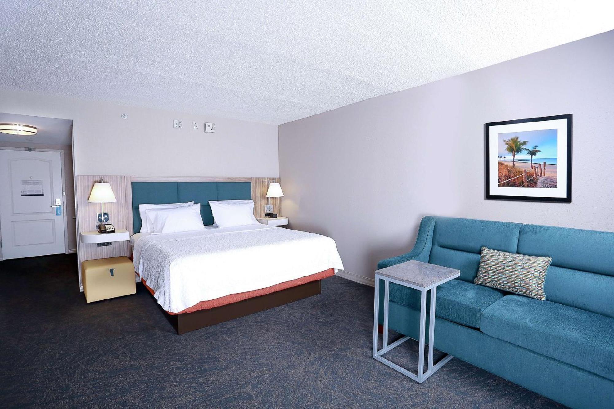 Hampton Inn & Suites Tampa-Wesley Chapel Exterior photo