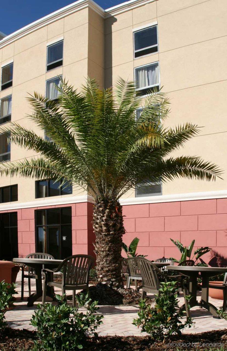 Hampton Inn & Suites Tampa-Wesley Chapel Exterior photo