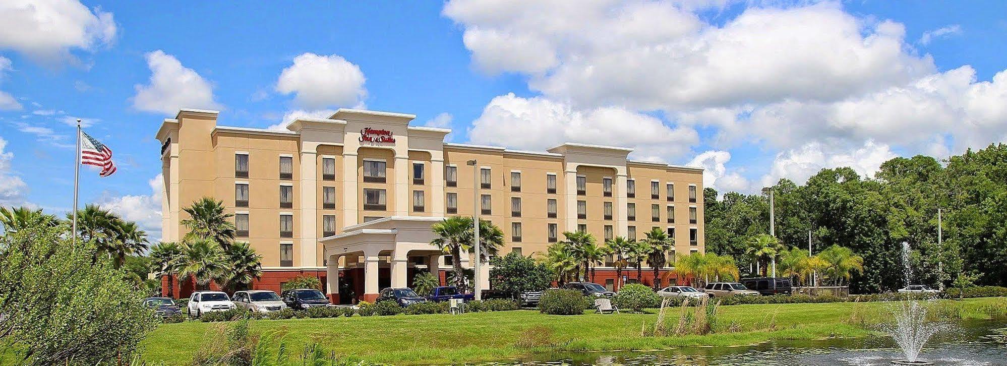 Hampton Inn & Suites Tampa-Wesley Chapel Exterior photo