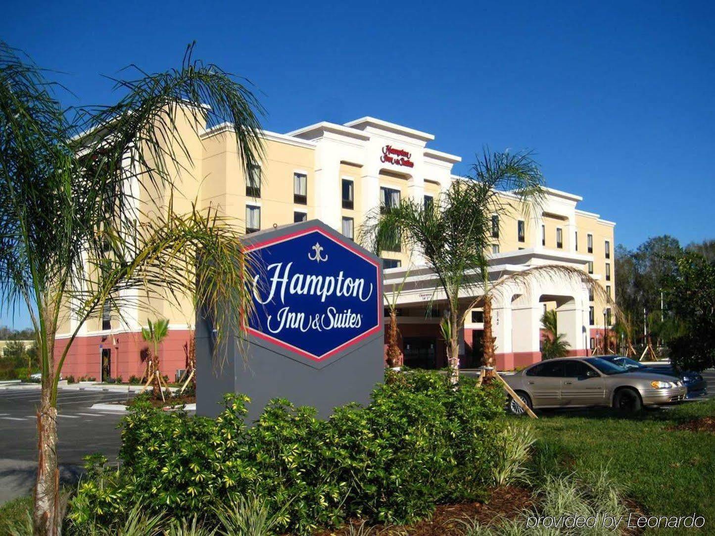 Hampton Inn & Suites Tampa-Wesley Chapel Exterior photo